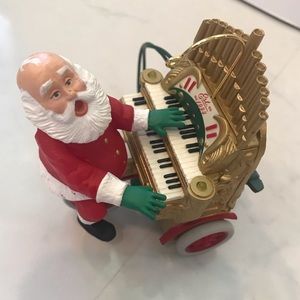 1994 Hallmark Collectable Musical Ornament